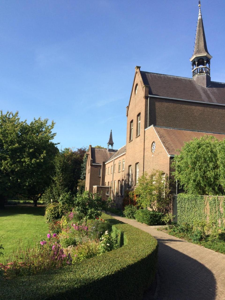 Hotel Het Klooster Breda Exterior foto